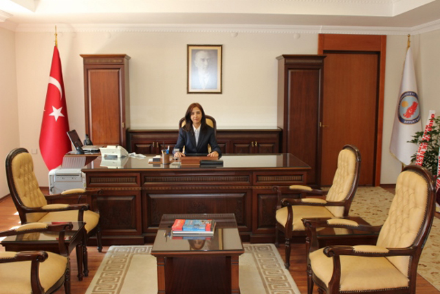 Cumhuriyet tarihinin 4. kadın valisi
