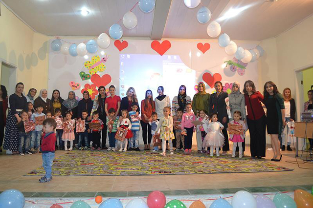 Dazkırı’da minikler Anneler Günü’nü kutladı