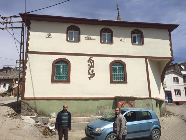 Değirmenayvalı'da camilere yeni görünüm