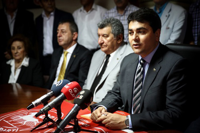 ‘Demokrat Parti satılık değildir!’