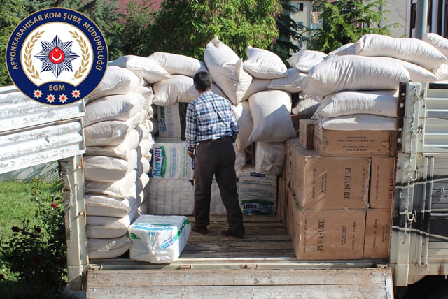 Dinar’da 140 bin paket kaçak sigara ele geçirildi