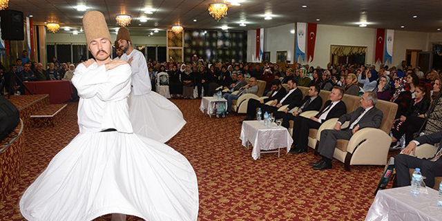 Dinar’da Kutlu Doğum Haftası kutlamasına yoğun ilgi