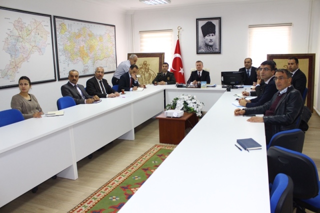 Dinar’da madde bağımlılığı ile mücadele toplantısı