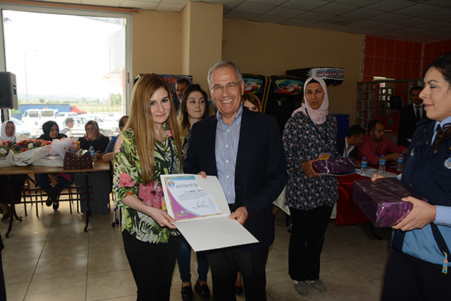 Dinar’da Ödüllü Pasta Yarışması sonuçlandı