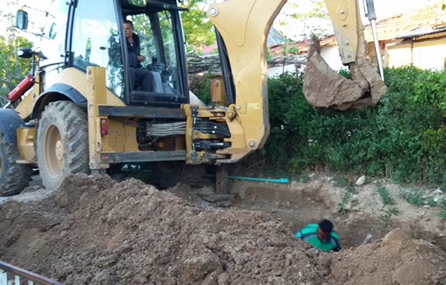 Dinar’da su borusu patlağı kısa sürede onarıldı