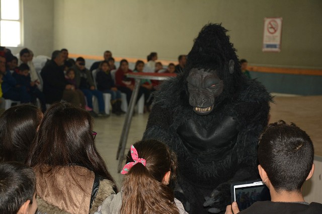 Dinar’da Zuma Zuma Sirki Sahne Aldı