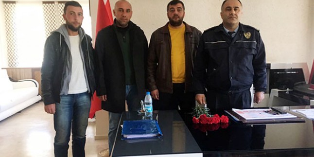 Dinarlı ülkücülerden polise ziyaret