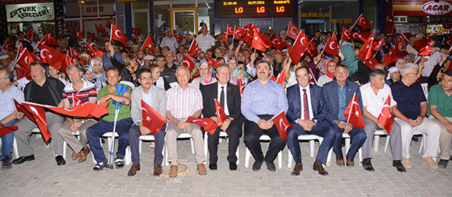 Dinarlılar darbecilere karşı dimdik ayakta