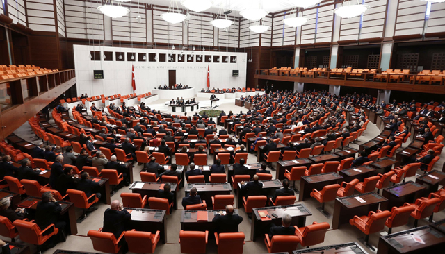Dokunulmazlıkların kalkması 376 oyla kabul edildi