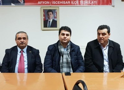 DP Genel Başkanı Uysal İscehisar’da Partisinin Teşkilat Toplantısına katıldı.
