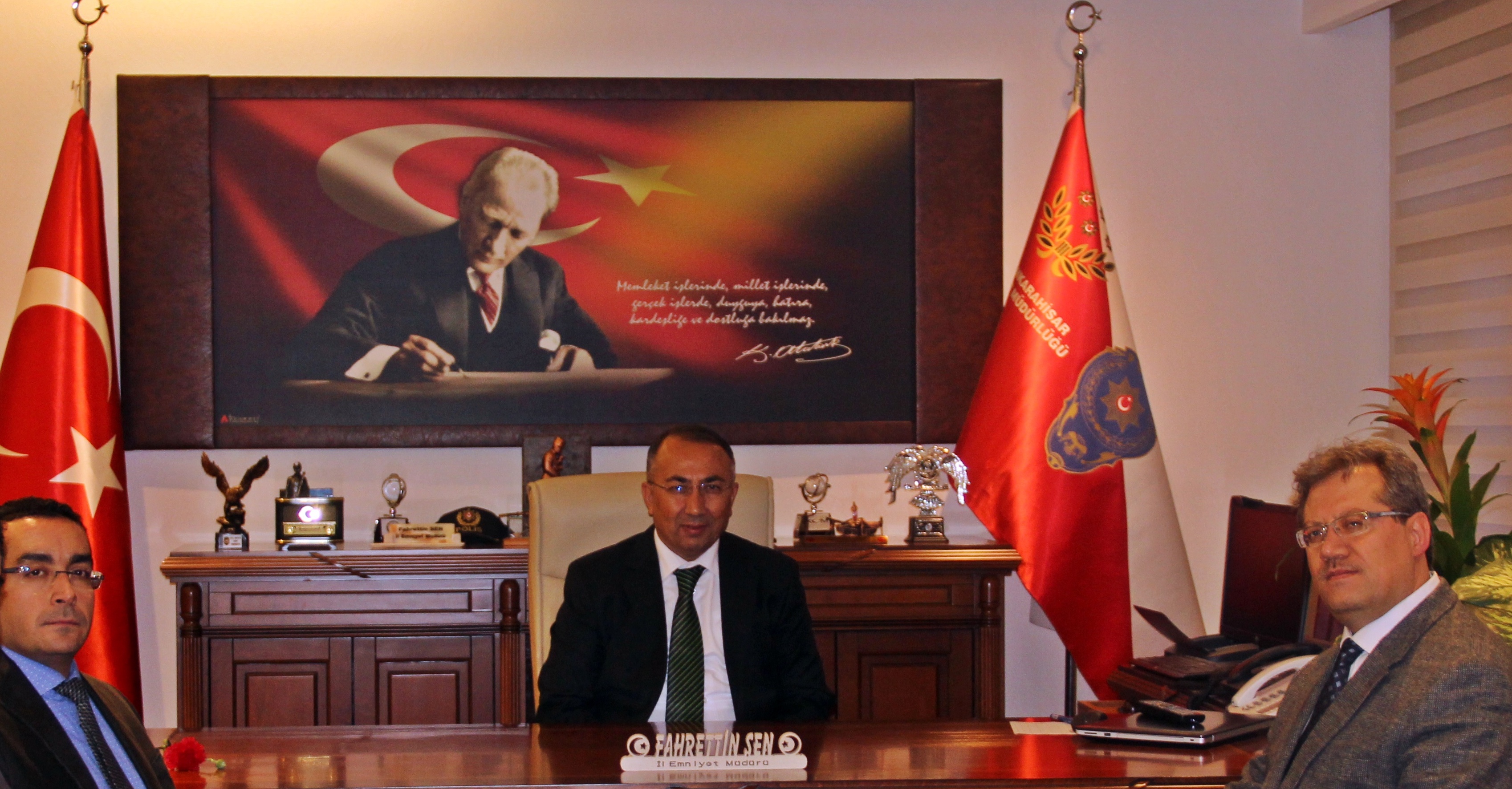 Dr. Çağlayan’dan ilk ziyaret Emniyet’e