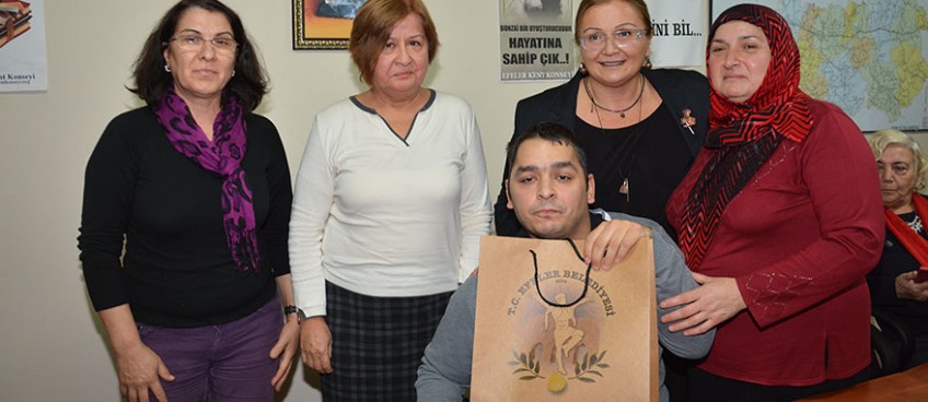 Efeler Belediyesi engelli aileleri uınutmadı