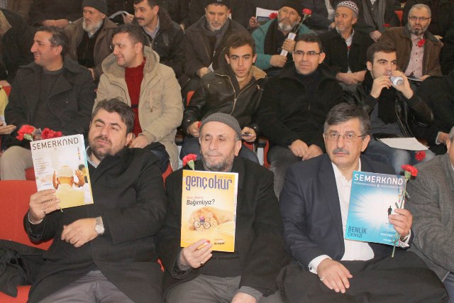‘Elçinin Potansiyeli’ adlı tiyatro sahnelendi
