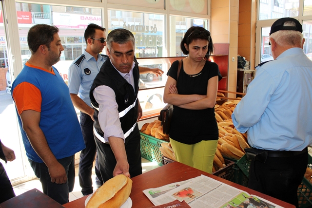 EMİRDAĞ’DA ZABITA, FIRSATÇILARA GÖZ AÇTIRILMIYOR