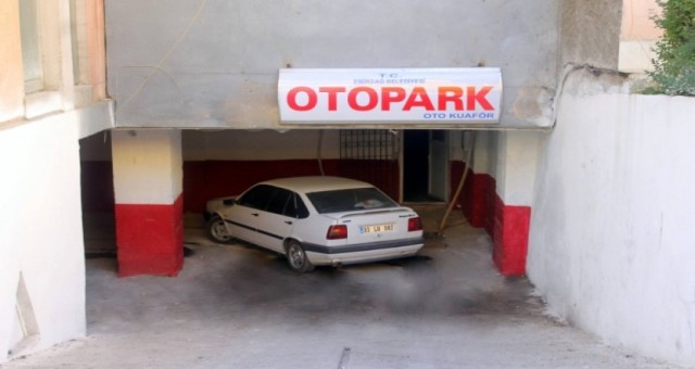 Emirdağ Kapalı Otopark’ı hizmete girdi