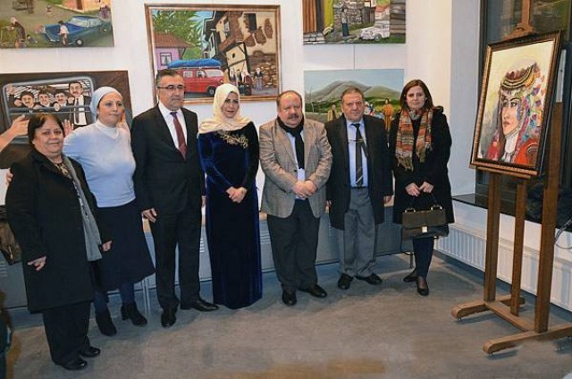 Emirdağlı sanatçı Mehtap Yılmaz’ın ‘göç’ temalı sergisi açıldı