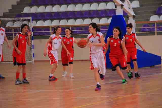 Engelli bayanlar basketbol şampiyonası start aldı